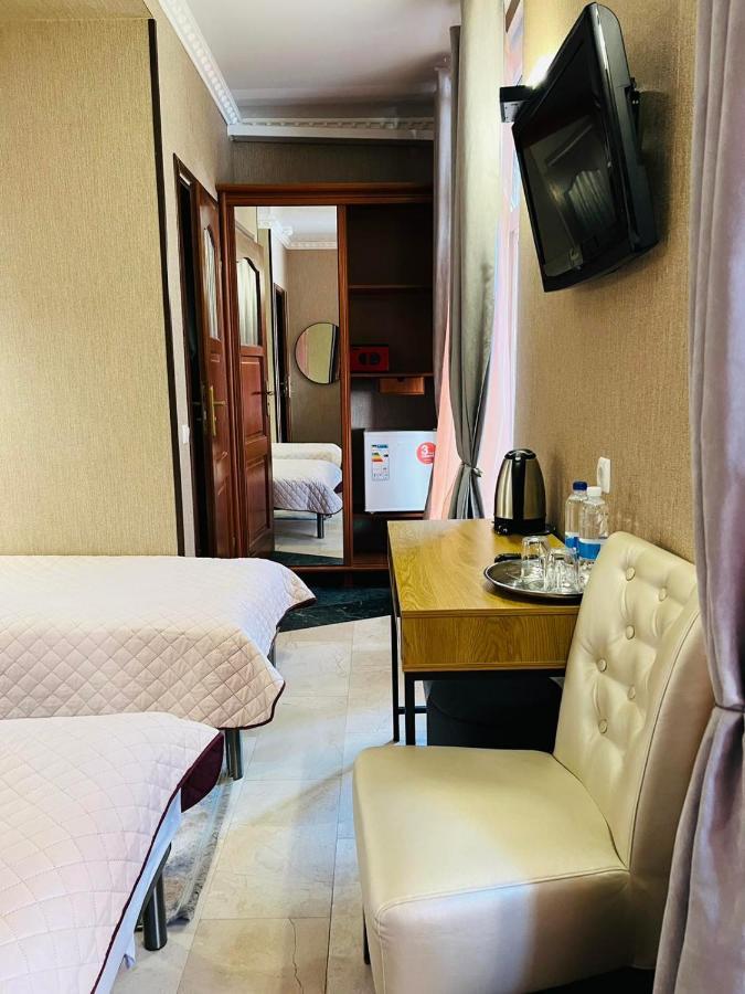 Hotel Afrodita Truskavets Luaran gambar