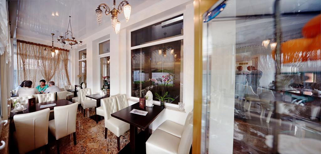 Hotel Afrodita Truskavets Luaran gambar