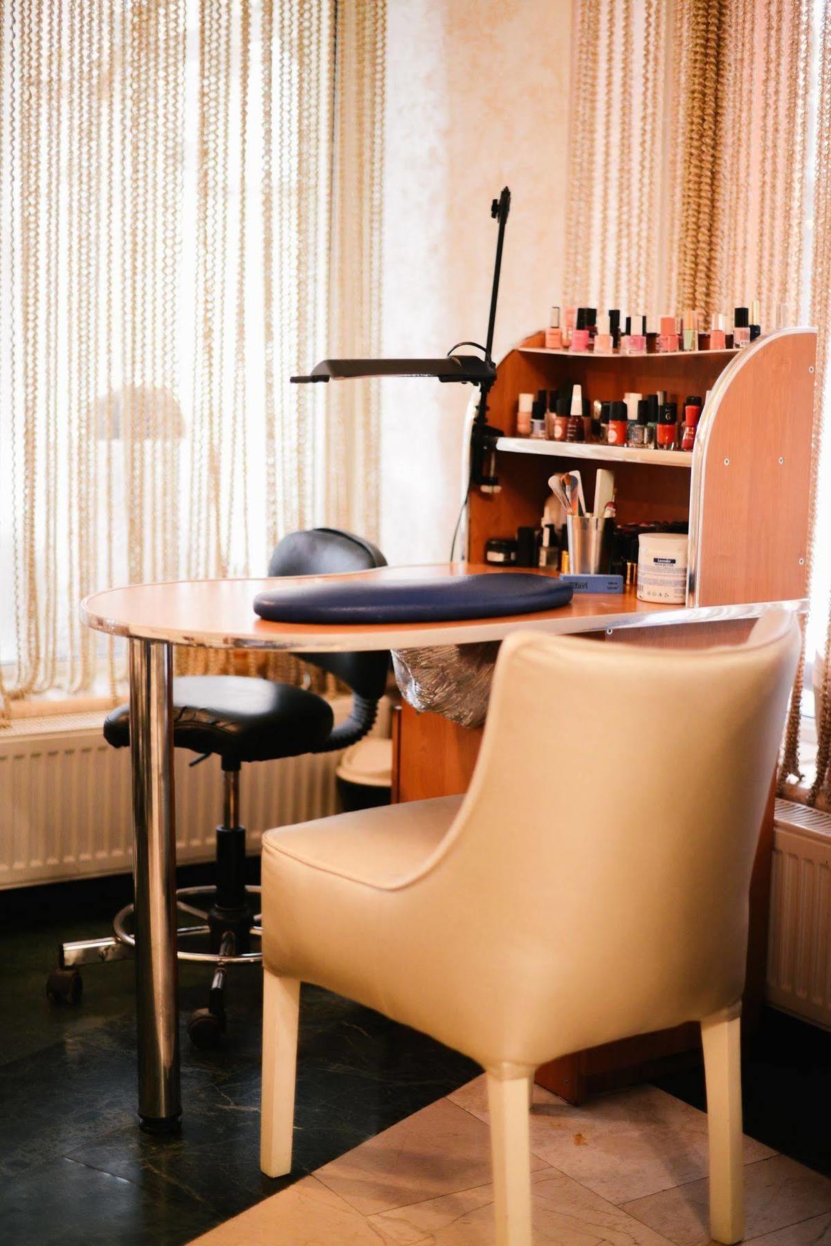 Hotel Afrodita Truskavets Luaran gambar